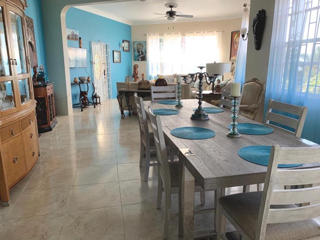 Bella Vista Vacation Apartment Montego Bay Ngoại thất bức ảnh