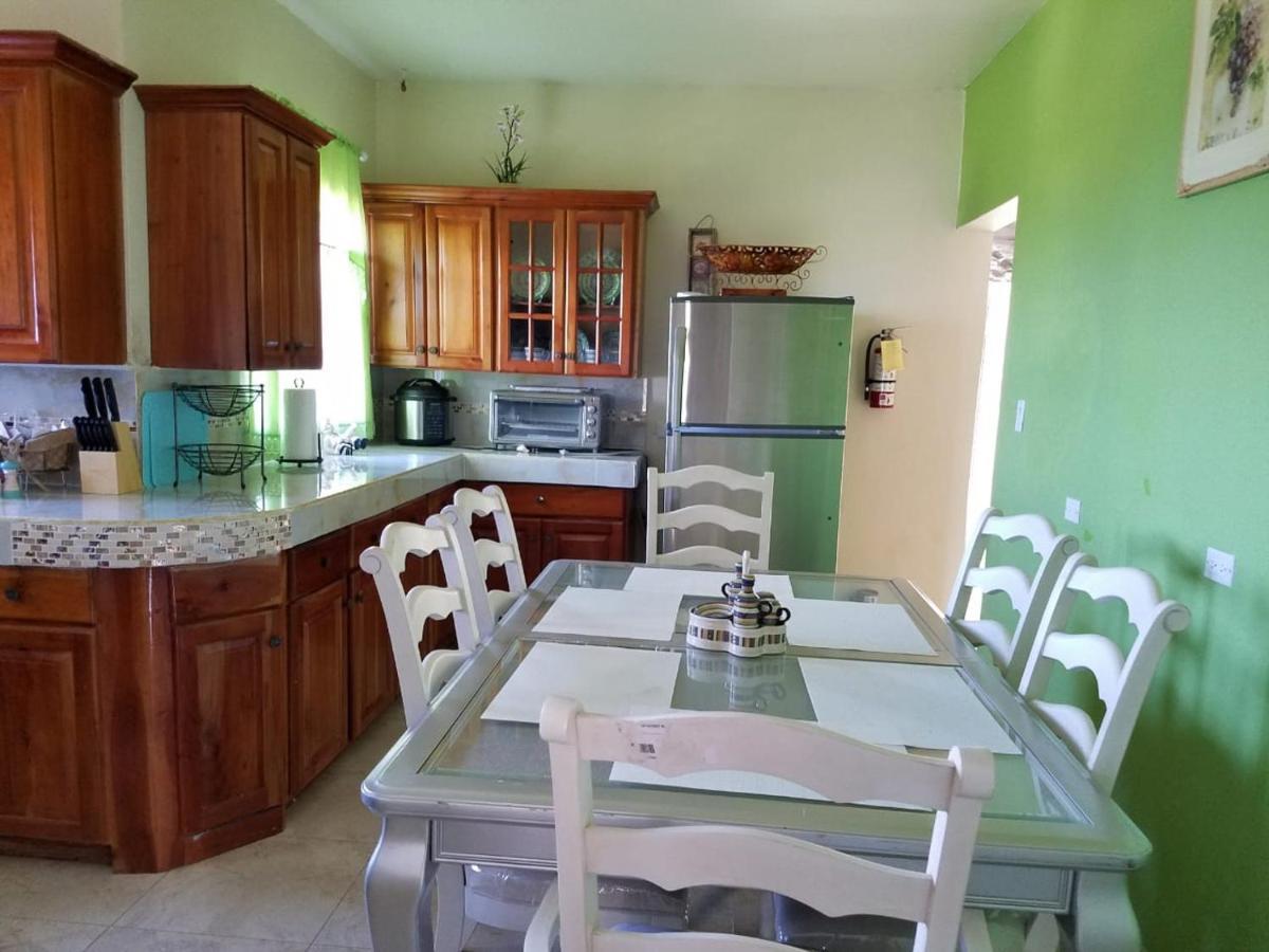 Bella Vista Vacation Apartment Montego Bay Ngoại thất bức ảnh